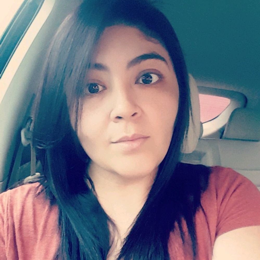 Meet your Posher, Nicolasa